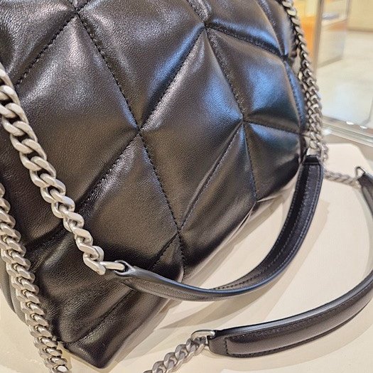 ✨2026季度全新✨Saint Laurent 577476 YSL 小款 小羊皮 Loulou Puffer 包 黑色/銀鍊-20