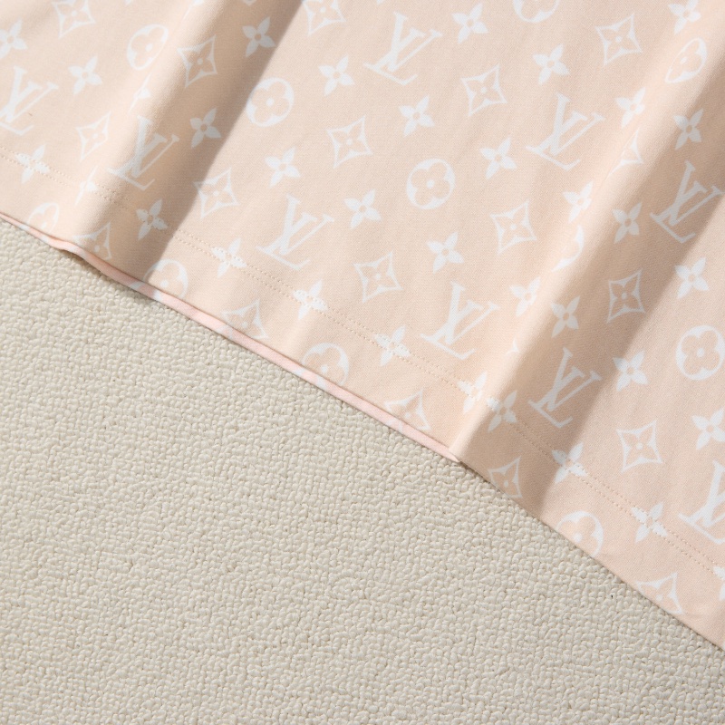 ❤️LV 滿印Logo T恤-3