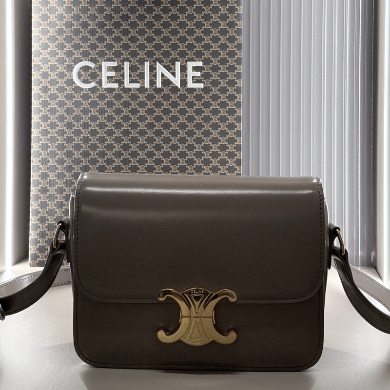 CELINE Classique Triomphe 亮面小牛皮凱旋門包 (中號)-2