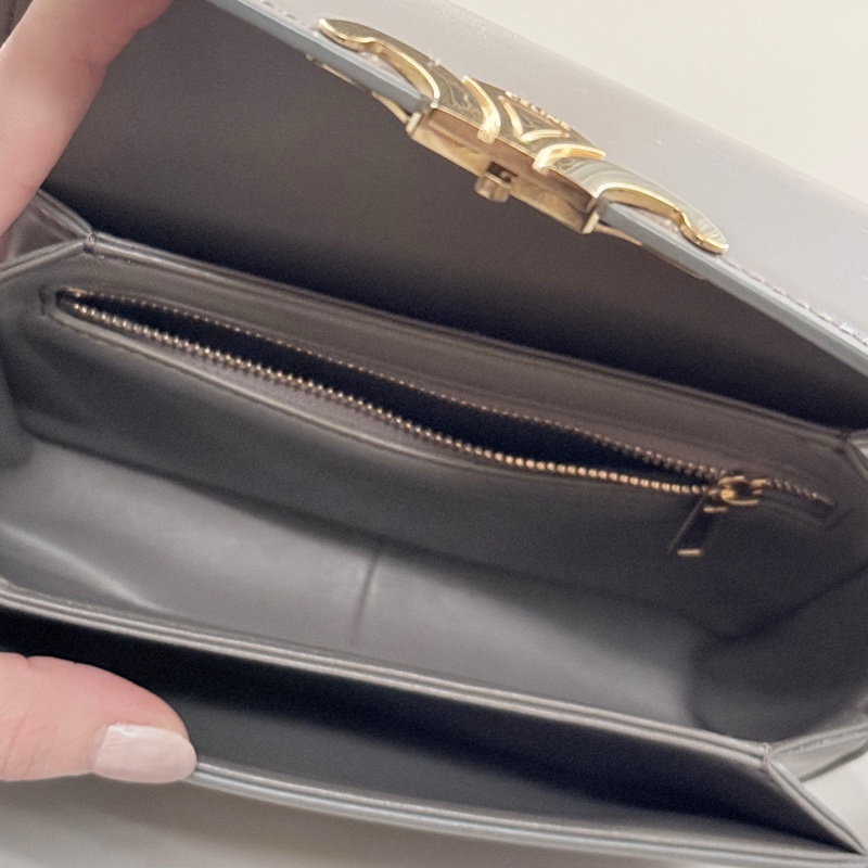 CELINE Classique Triomphe 亮面小牛皮凱旋門包 (中號)-8