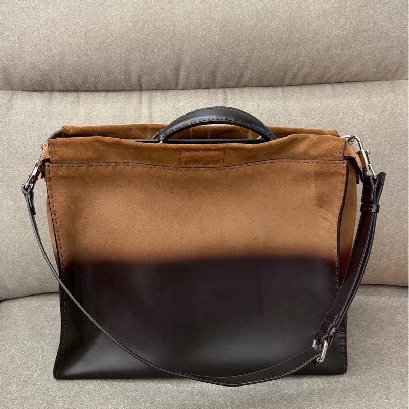 FENDI爆款peekaboo-0