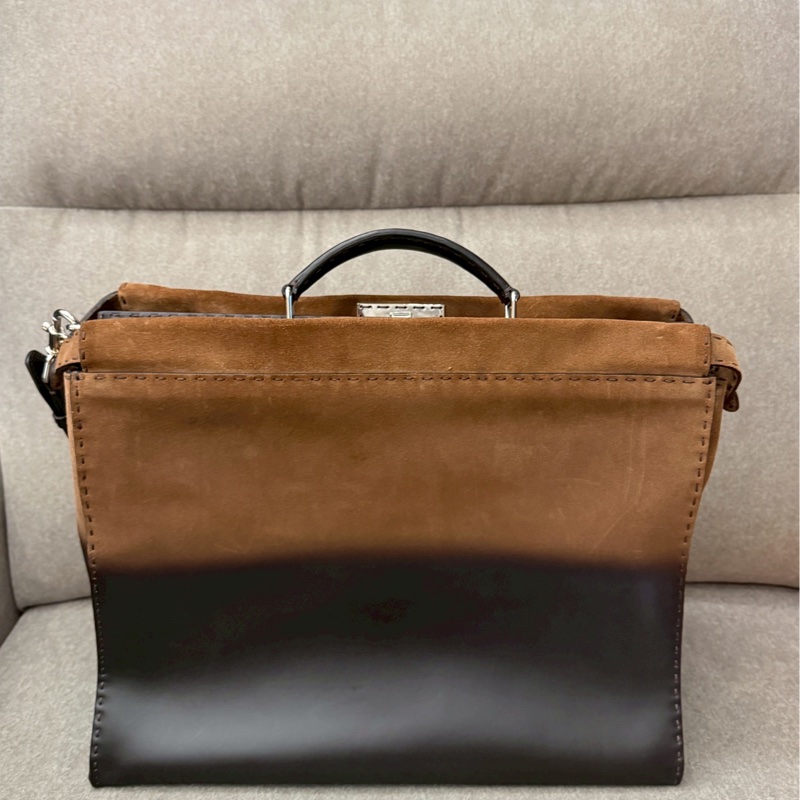 FENDI爆款peekaboo-3