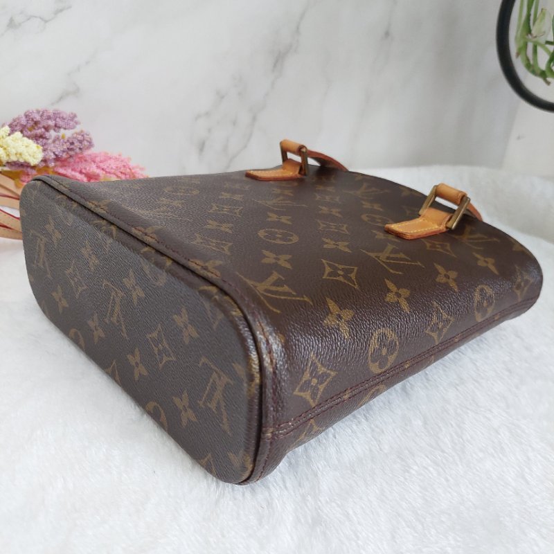 LV Vivian 🌈實品拍照🌈 薇薇安M51172(9成新)小號 菜籃子 手提包 單肩包-16