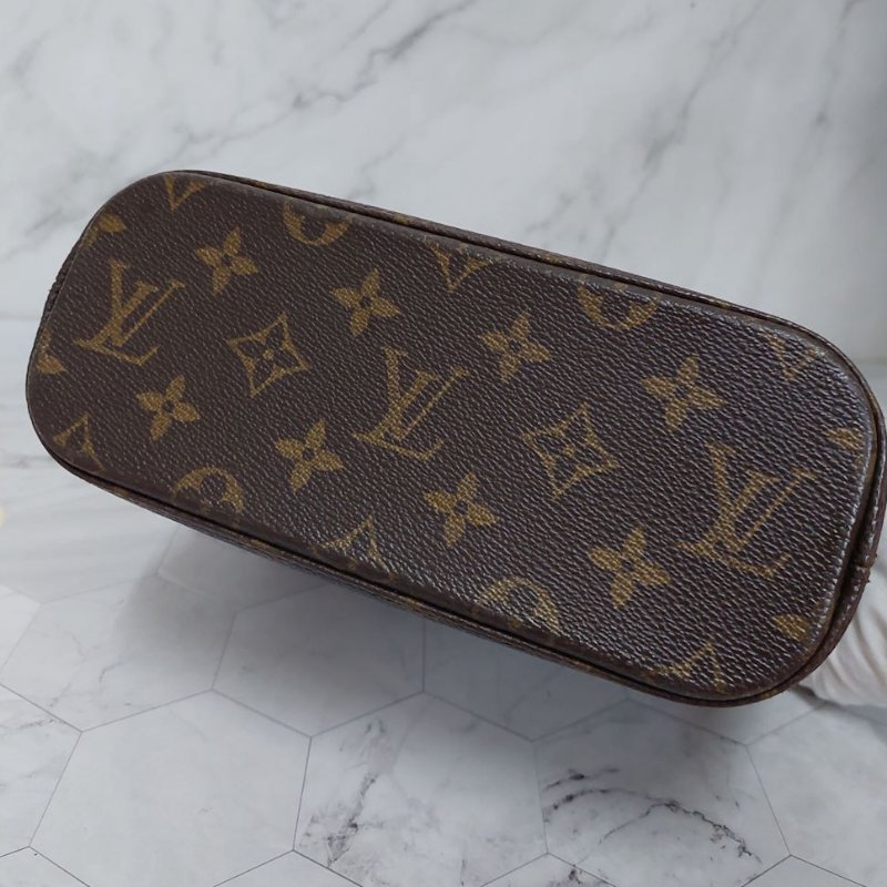 LV Vivian 🌈實品拍照🌈 薇薇安M51172(9成新)小號 菜籃子 手提包 單肩包-30