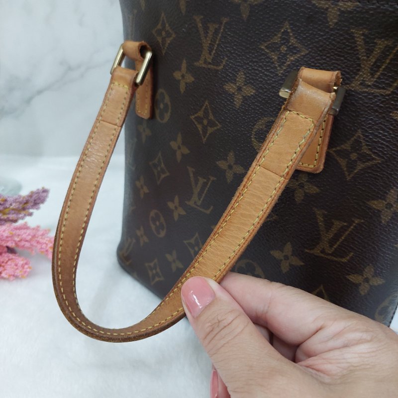 LV Vivian 🌈實品拍照🌈 薇薇安M51172(9成新)小號 菜籃子 手提包 單肩包-63