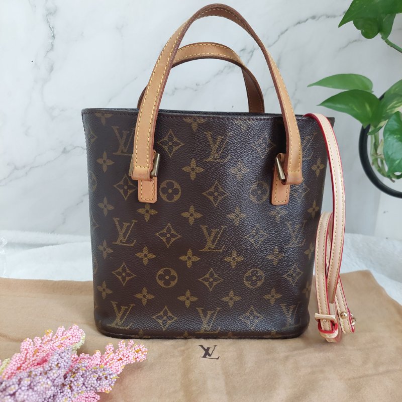 LV Vivian 🌈實品拍照🌈 薇薇安M51172(9成新)小號 菜籃子 手提包 單肩包-7