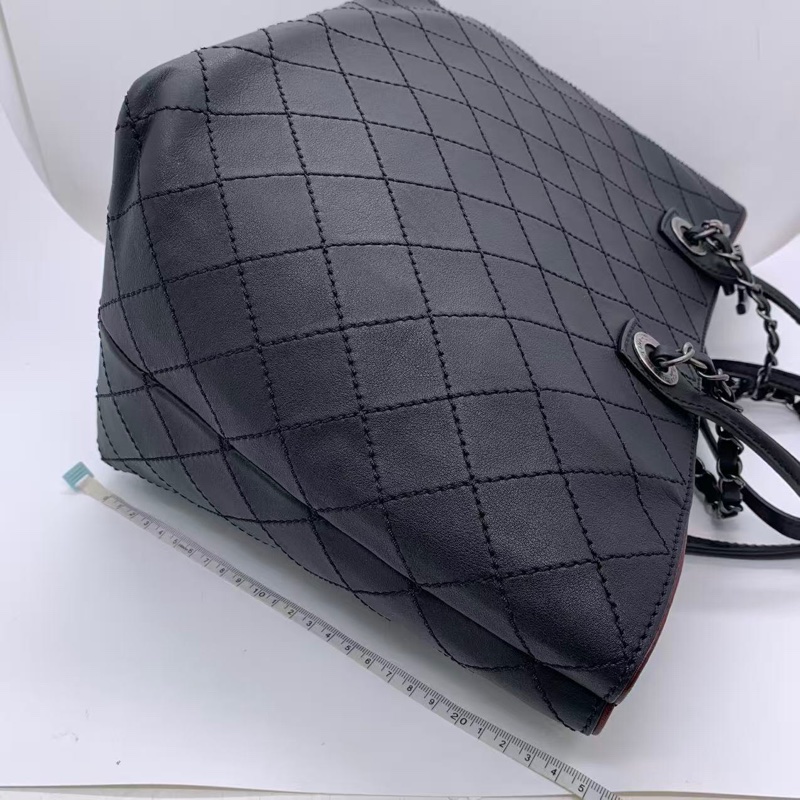 二手Chanel香奈兒黑銀牛皮購物袋，射22開-17