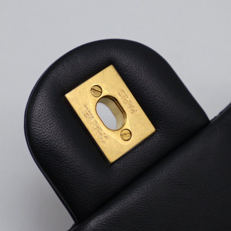 CHANEL 經典口蓋包方胖子 17 - 金球黑金-12