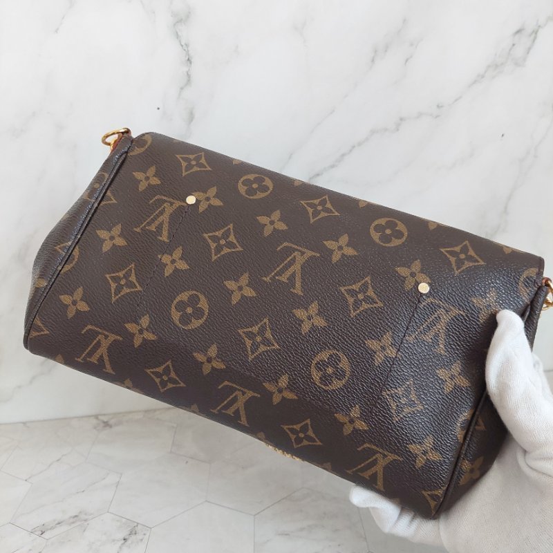 LV 經典老花M40718 🌈現品實拍 🌈 Favorite MM 經典花紋鍊條肩背包 斜背包~二手-17