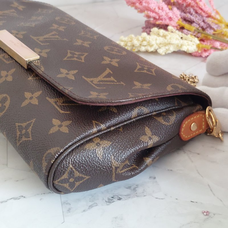 LV 經典老花M40718 🌈現品實拍 🌈 Favorite MM 經典花紋鍊條肩背包 斜背包~二手-21
