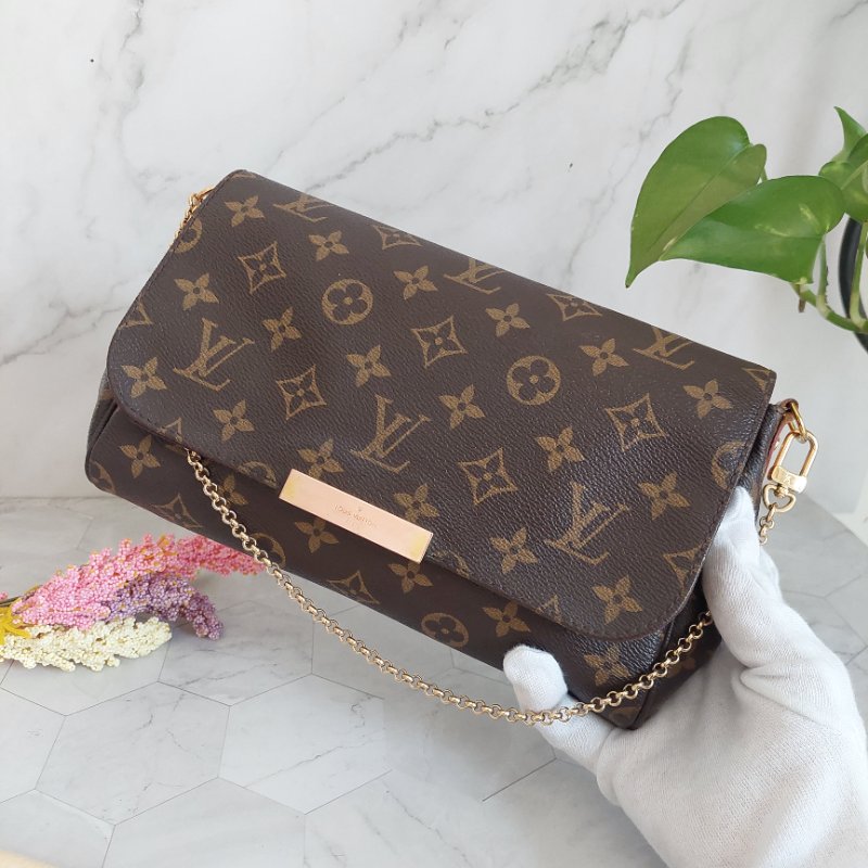 LV 經典老花M40718 🌈現品實拍 🌈 Favorite MM 經典花紋鍊條肩背包 斜背包~二手-2
