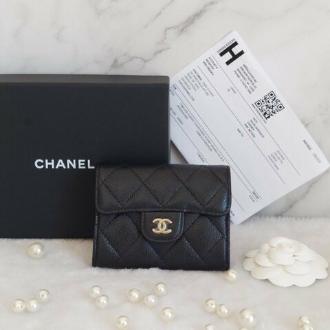 Chanel ~AP0220 🌈現貨實拍 🌈香奈兒雙層金扣~ 零錢卡包~~近新品(僅拍照)