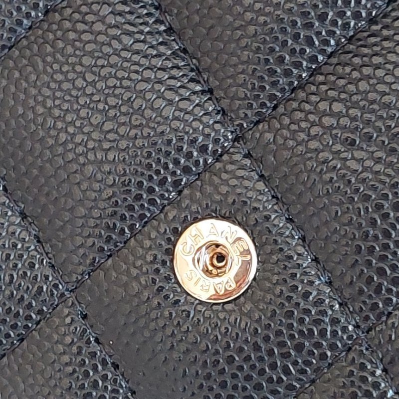 Chanel ~AP0220 🌈現貨實拍 🌈香奈兒雙層金扣~ 零錢卡包~~近新品(僅拍照)-52