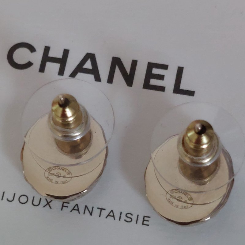 Chanel香奈兒【25B 秋冬預告】橢圓形金色菱格紋耳環🌈9.5成新 閒置品-20