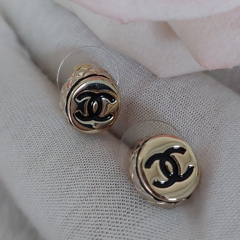 Chanel香奈兒【25B 秋冬預告】橢圓形金色菱格紋耳環🌈9.5成新 閒置品-28