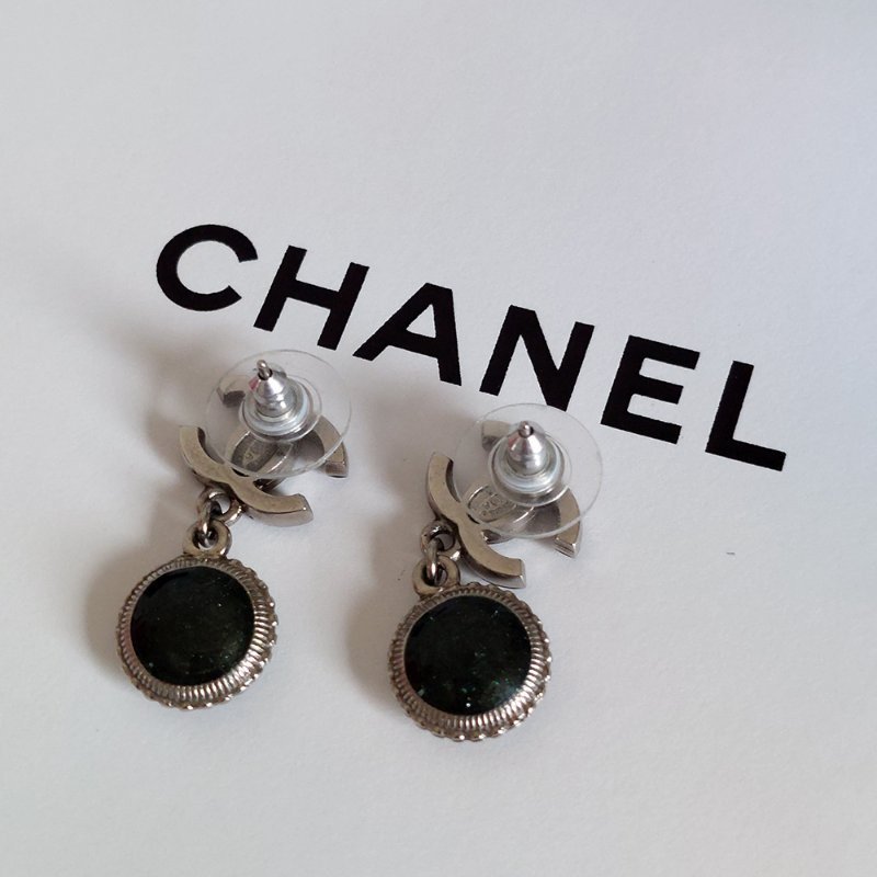 Chanel  香奈兒 🌈現品實拍🌈 CC 標誌與綠色琺瑯水滴耳環 ~約9成新-13