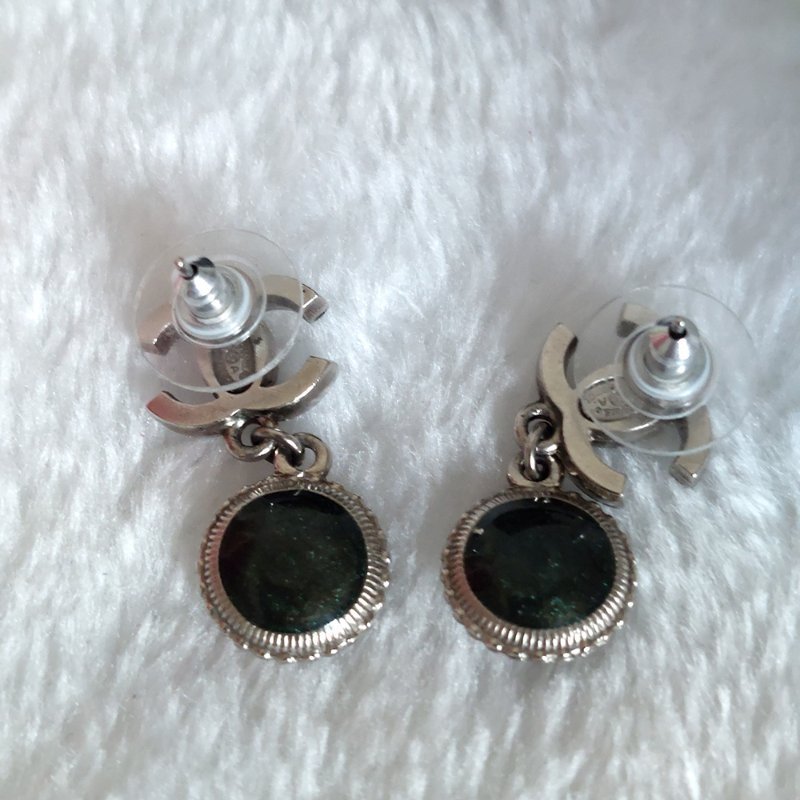 Chanel  香奈兒 🌈現品實拍🌈 CC 標誌與綠色琺瑯水滴耳環 ~約9成新-14