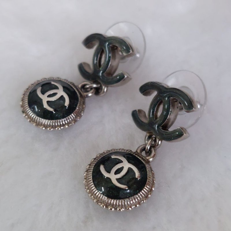 Chanel  香奈兒 🌈現品實拍🌈 CC 標誌與綠色琺瑯水滴耳環 ~約9成新-24