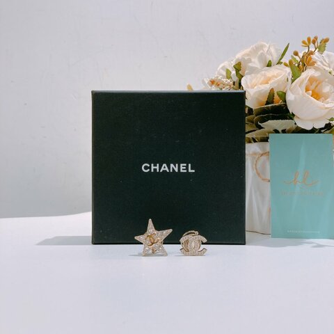 TW4738 Chanel 香奈兒 星星CC  髮飾 Rhinestone Hair Clip Silvery Golden