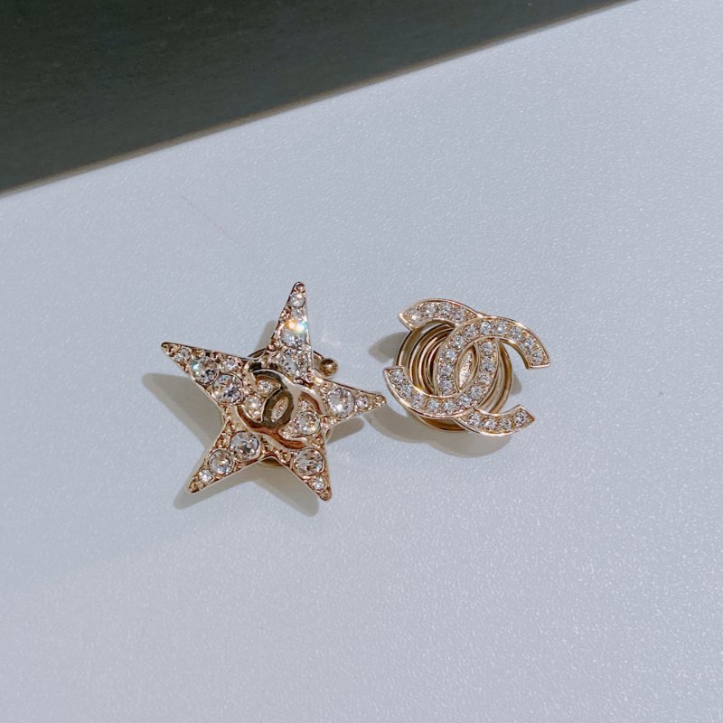 TW4738 Chanel 香奈兒 星星CC  髮飾 Rhinestone Hair Clip Silvery Golden-5