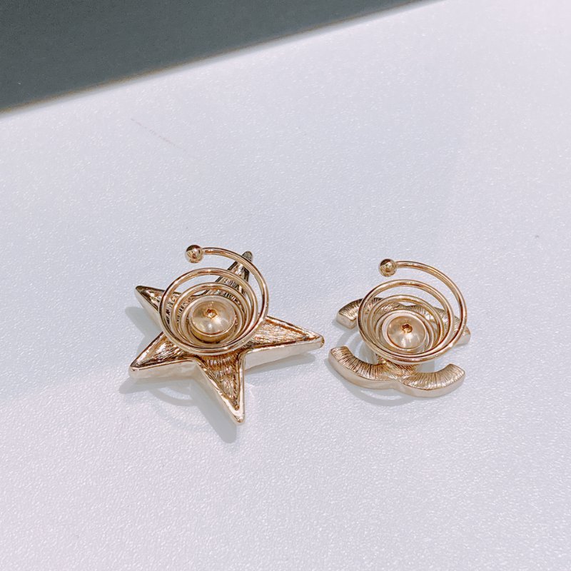 TW4738 Chanel 香奈兒 星星CC  髮飾 Rhinestone Hair Clip Silvery Golden-6