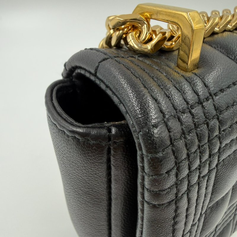 Burberry - 黑色羊皮金釦絎縫格紋斜背包╻Lola  Mini-14