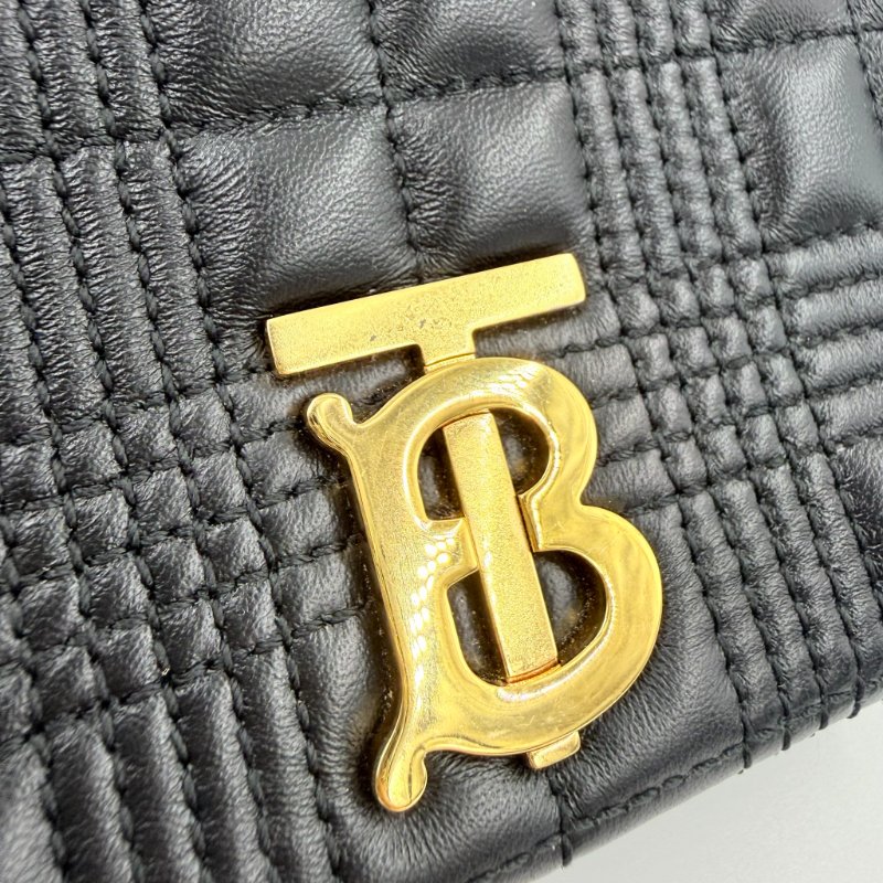 Burberry - 黑色羊皮金釦絎縫格紋斜背包╻Lola  Mini-27