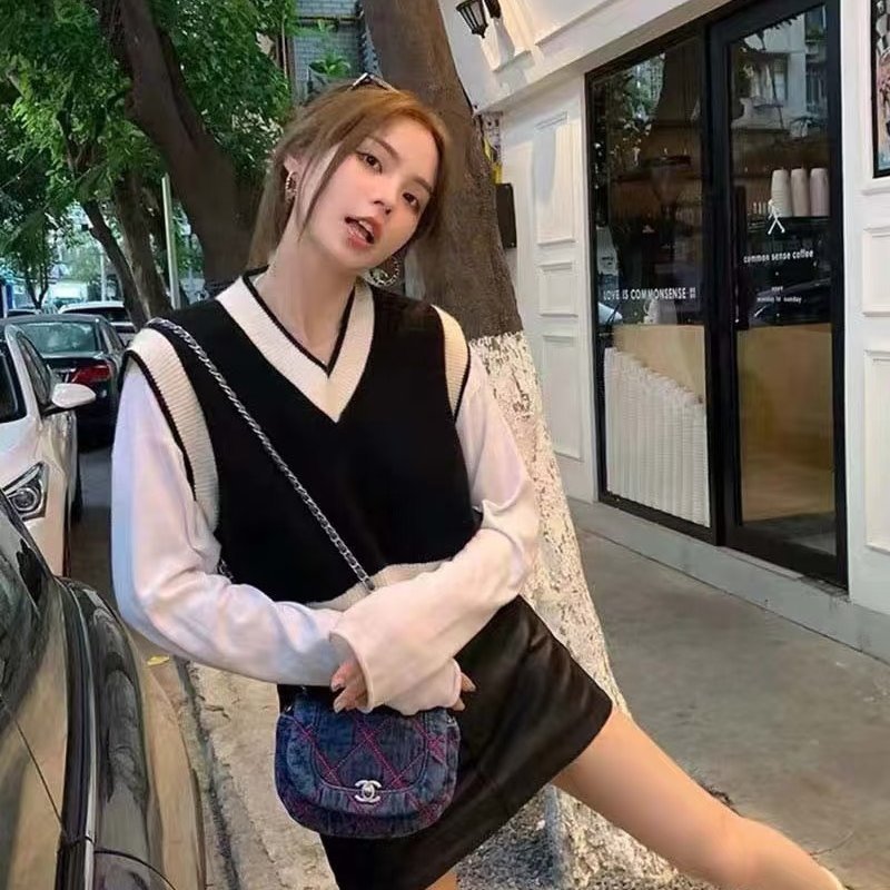 CHANEL 菱格紋牛仔馬鞍包-1