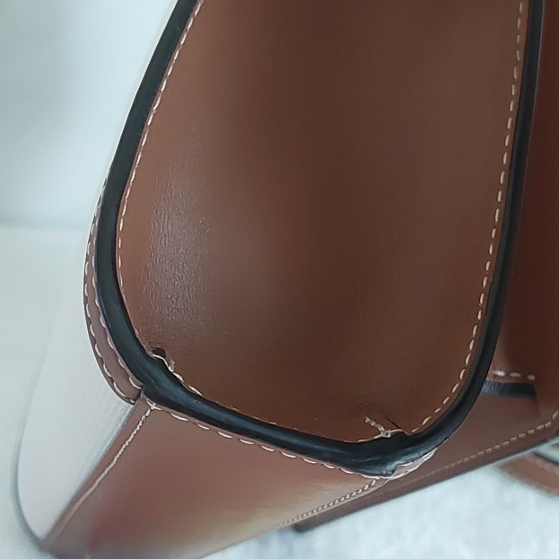 BURBERRY 巴寶莉  🌈實拍 🌈字母帆布拼皮革手提/斜背兩用包(米白x木棕色)Mini~近新閒置品-29