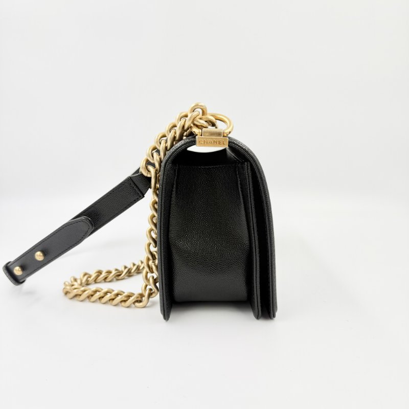 CHANEL - 黑色荔枝皮金釦BOY╻25CM-11