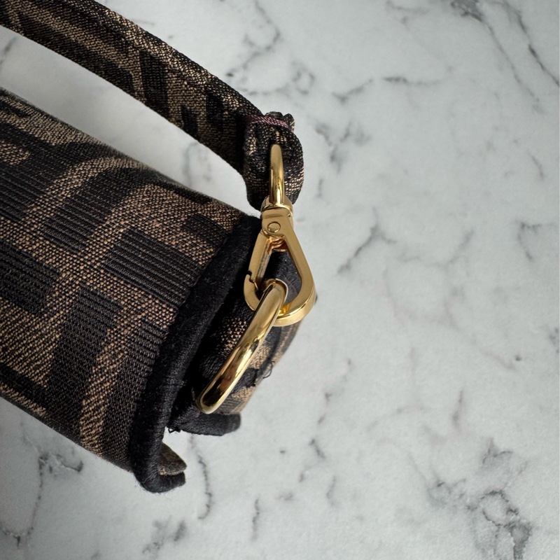 Fendi老花mini法棍包 超可愛🫶🫶-14