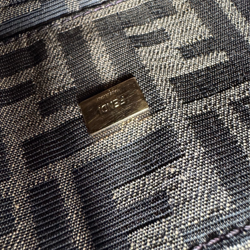 Fendi老花mini法棍包 超可愛🫶🫶-22