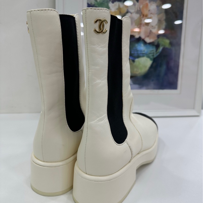 Chanel 香奈兒 爆款黑白小羊皮短靴 37 碼-2