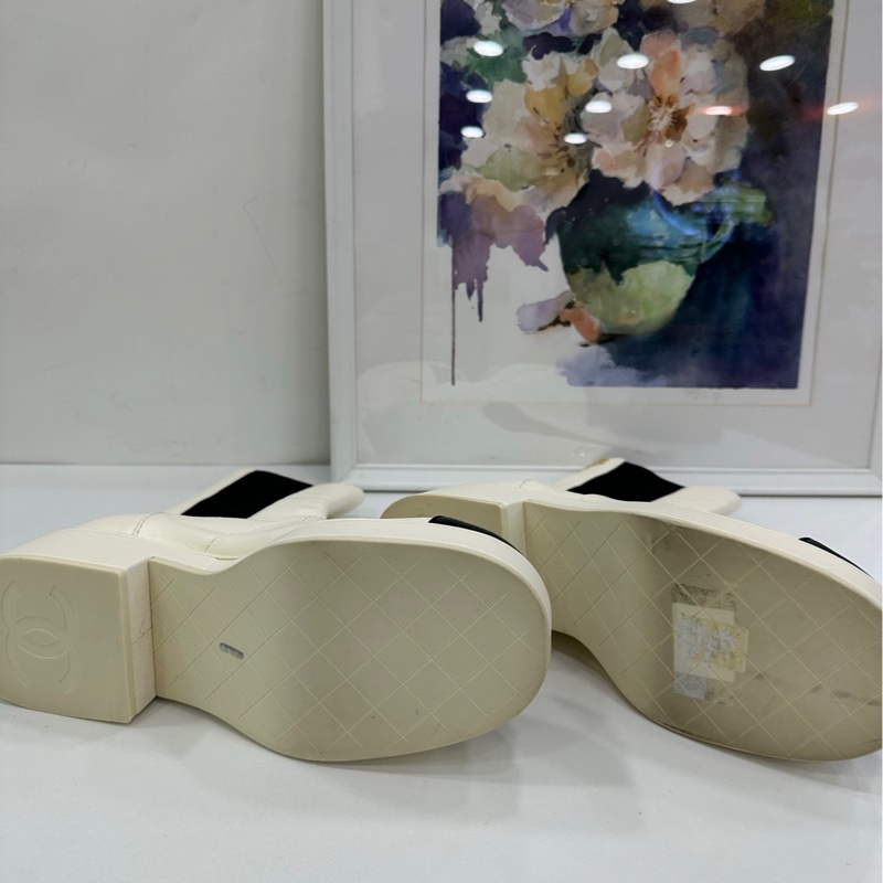 Chanel 香奈兒 爆款黑白小羊皮短靴 37 碼-4