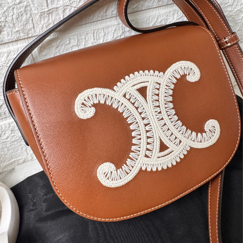 Celine Folco Cuir Triomphe 斜背包-3