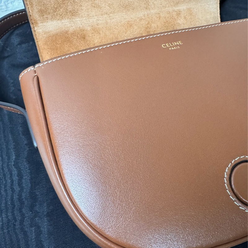 Celine Folco Cuir Triomphe 斜背包-22