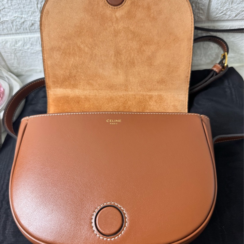 Celine Folco Cuir Triomphe 斜背包-23