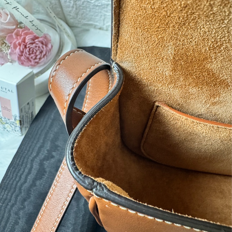 Celine Folco Cuir Triomphe 斜背包-28