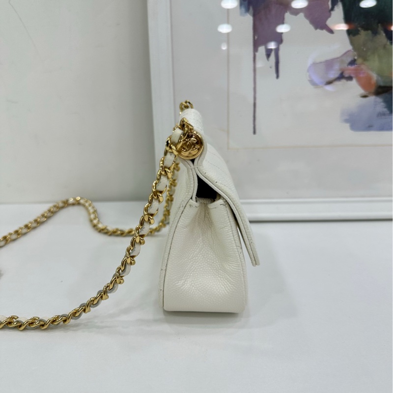 Chanel 香奈兒 22K 元寶包 白色 金扣 荔枝牛皮 晶片 尺寸:12.5*14*6-3