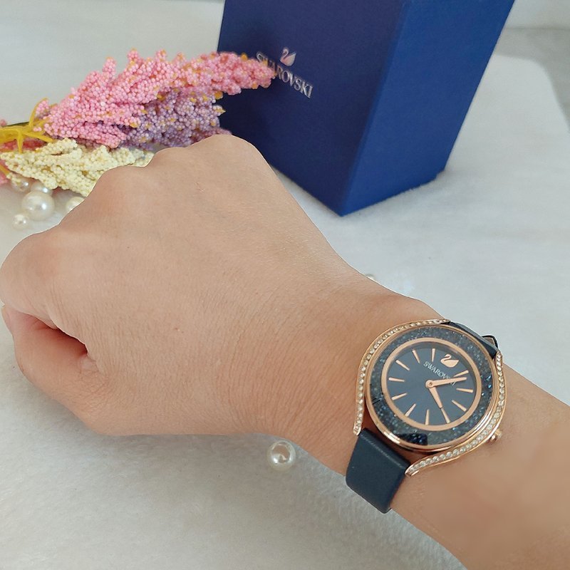 Swarovski 施華洛世奇 Crystalline Aura 璀璨光環時尚腕錶玫瑰金x藍（石英錶）~二手-12