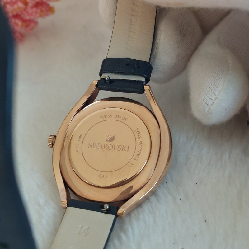 Swarovski 施華洛世奇 Crystalline Aura 璀璨光環時尚腕錶玫瑰金x藍（石英錶）~二手-32