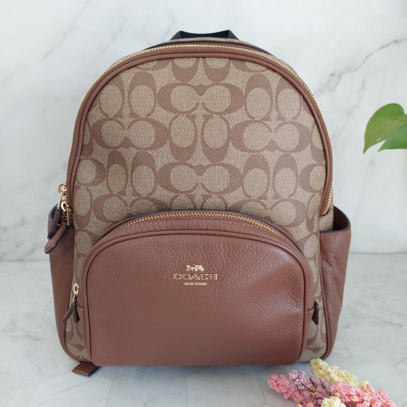 COACH 🌈現品實拍 🌈經典撞色印花LOGO 雙肩後背包.駝/咖-1