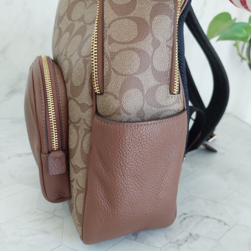 COACH 🌈現品實拍 🌈經典撞色印花LOGO 雙肩後背包.駝/咖-30