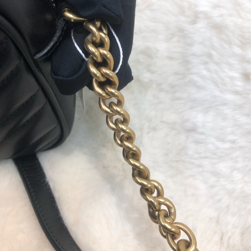 Gucci 黑金V紋相機袋 XC306-6