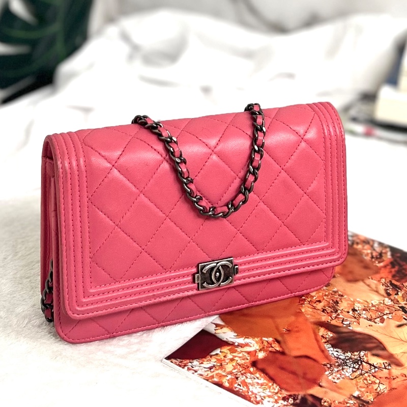 Chanel WOC 絎縫皮斜背包肩背包 19開-0