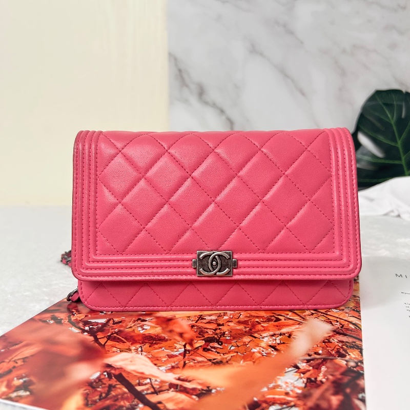 Chanel WOC 絎縫皮斜背包肩背包 19開-6