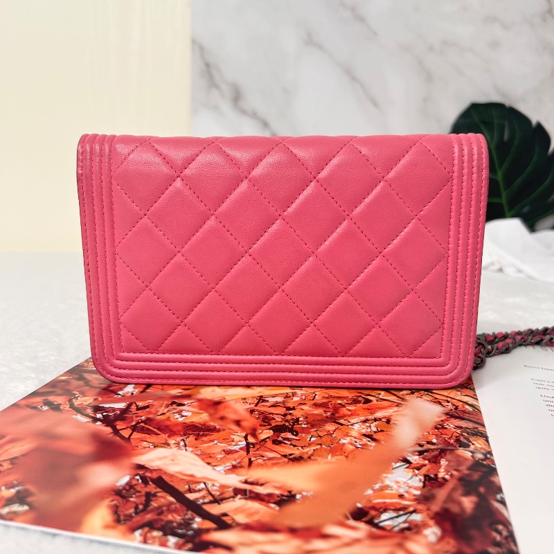 Chanel WOC 絎縫皮斜背包肩背包 19開-9