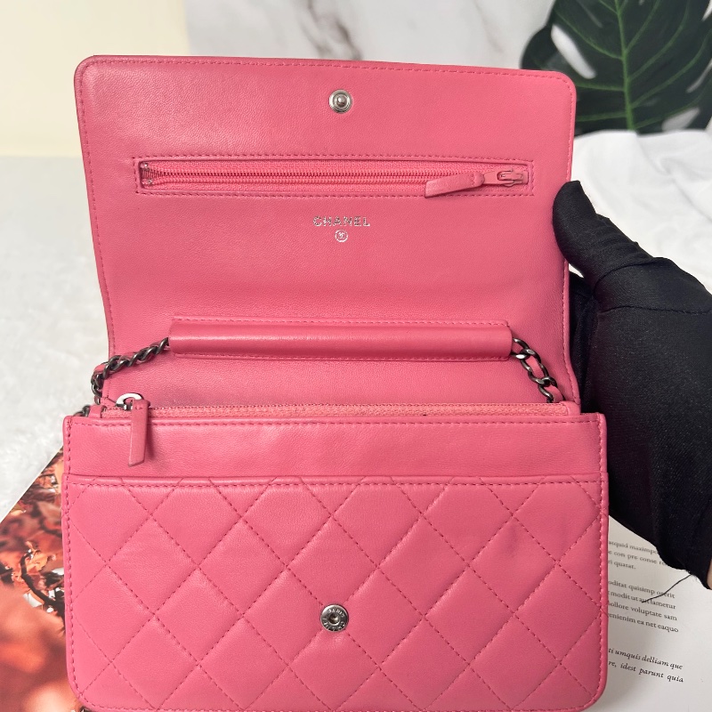 Chanel WOC 絎縫皮斜背包肩背包 19開-18