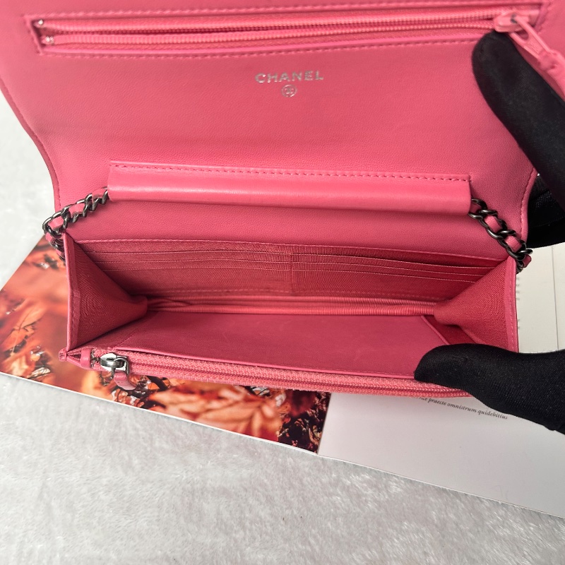 Chanel WOC 絎縫皮斜背包肩背包 19開-19