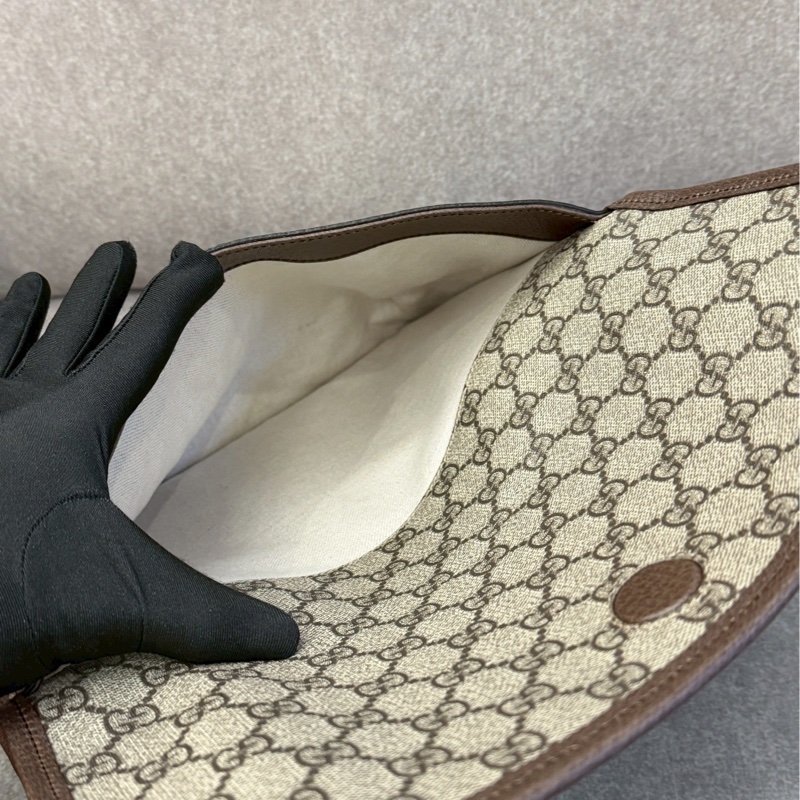 GUCCI雙層虎頭側背包-5